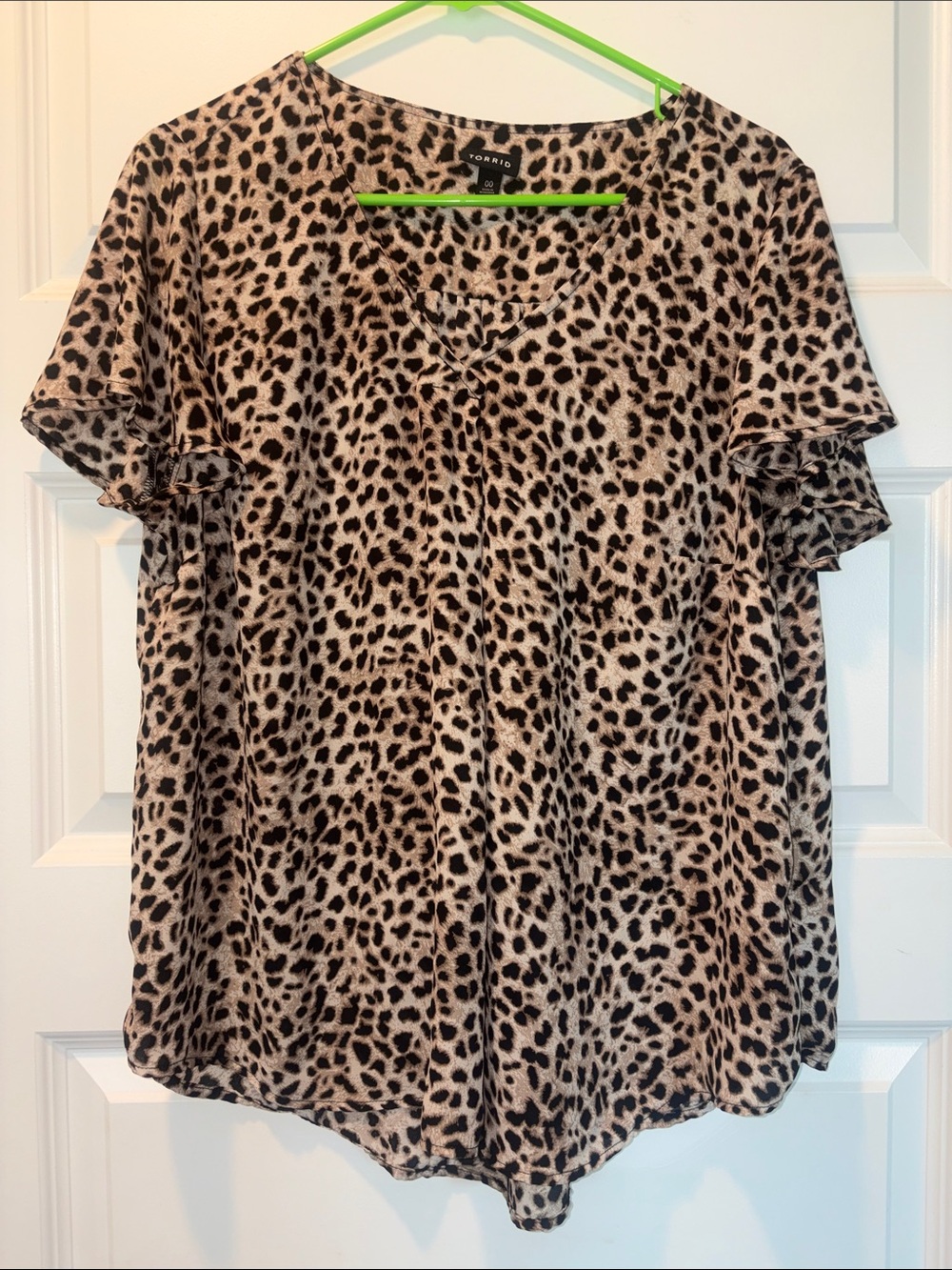 Torrid Leopard Print V-Neck Ruffle Sleeve Top - Tan & Black